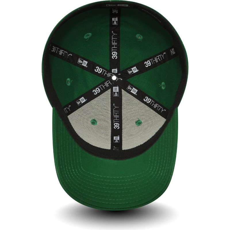 casquette-courbee-verte-ajustee-39thirty-basic-flag-new-era