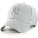 casquette-courbee-grise-avec-logo-grise-new-york-yankees-mlb-clean-up-ultra-basic-47-brand