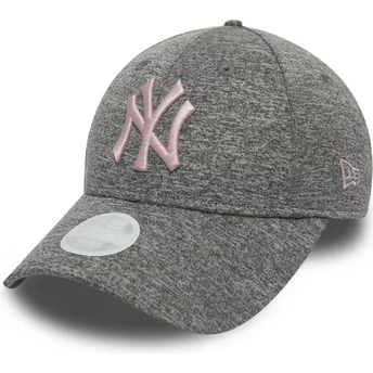 Casquette courbée grise ajustable avec logo rose 9FORTY Tech Pull New York Yankees MLB New Era