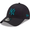 casquette-courbee-bleue-marine-ajustable-avec-logo-bleu-9forty-league-essential-new-york-yankees-mlb-new-era