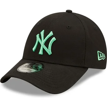 Casquette courbée noire ajustable avec logo vert 9FORTY League Essential New York Yankees MLB New Era