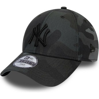 Casquette courbée camouflage noire ajustable pour enfant avec logo noir 9FORTY League Essential New York Yankees MLB New Era