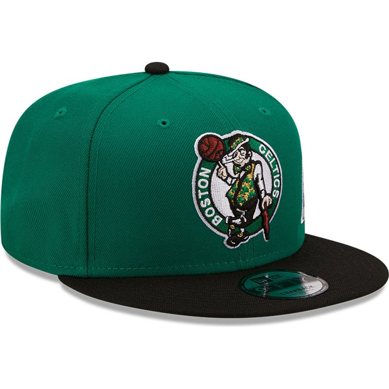 Casquette plate verte et noire snapback 