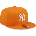 casquette-plate-orange-snapback-9fifty-league-essential-new-york-yankees-mlb-new-era