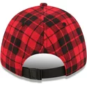 casquette-courbee-rouge-ajustable-avec-logo-noir-9forty-plaid-boston-red-sox-mlb-new-era