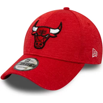 Casquette courbée rouge ajustable 9FORTY Shadow Tech Chicago Bulls NBA New Era
