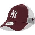 casquette-trucker-grenat-et-blanche-9forty-a-frame-new-york-yankees-mlb-new-era
