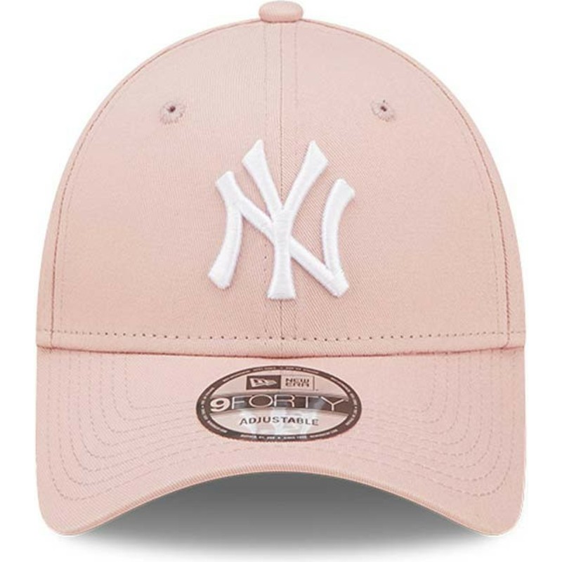 casquette-courbee-rose-ajustable-avec-logo-blanc-9forty-league-essential-new-york-yankees-mlb-new-era