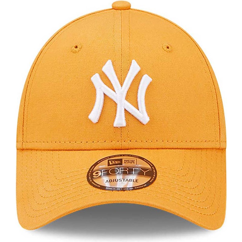 casquette-courbee-orange-ajustable-9forty-league-essential-new-york-yankees-mlb-new-era