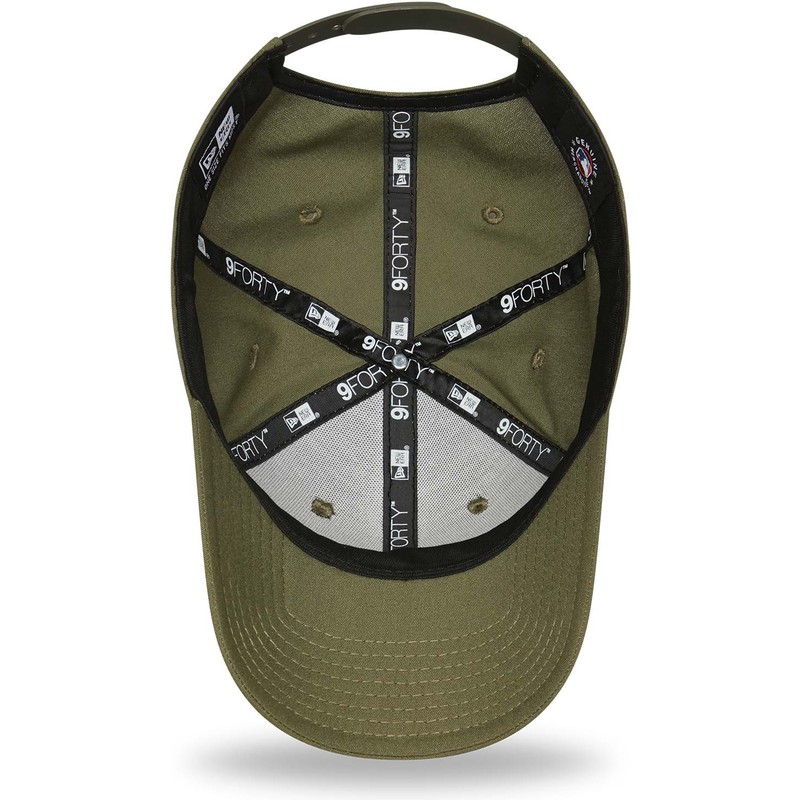 casquette-courbee-verte-snapback-avec-logo-vert-9forty-repreve-new-york-yankees-mlb-new-era
