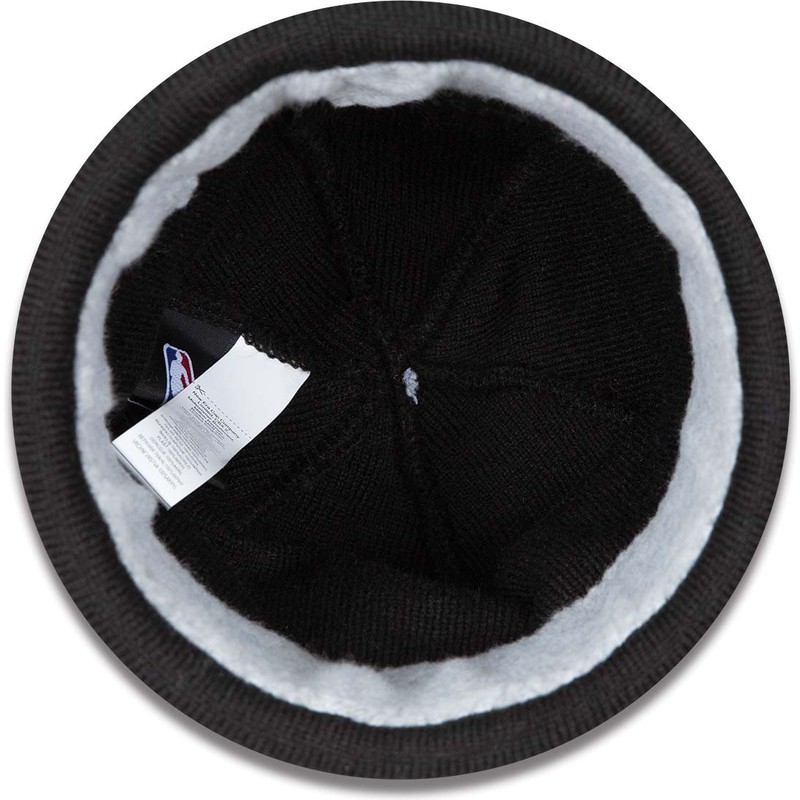 bonnet-noir-et-rouge-avec-pompom-cuff-jake-chicago-bulls-nba-new-era