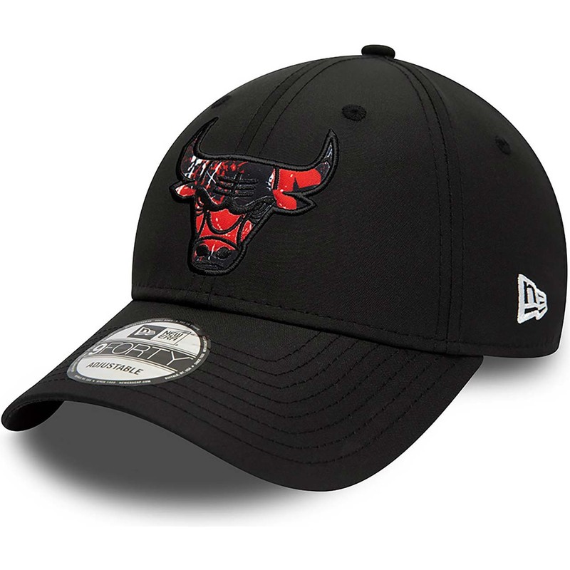 casquette-courbee-noire-ajustable-9forty-print-infill-chicago-bulls-nba-new-era