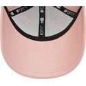 casquette-courbee-rose-ajustable-avec-logo-rose-9forty-seasonal-mclaren-racing-formula-1-new-era