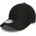 casquette-courbee-noire-ajustable-pour-enfant-avec-logo-noir-9forty-league-essential-new-york-yankees-mlb-new-era