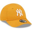 casquette-courbee-orange-ajustable-pour-bambin-9forty-league-essential-new-york-yankees-mlb-new-era
