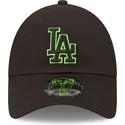 casquette-courbee-noire-ajustable-avec-logo-vert-9forty-neon-outline-los-angeles-dodgers-mlb-new-era