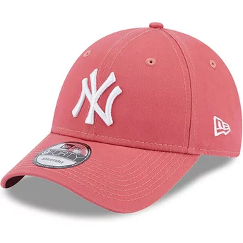 Casquette courbée rose claire ajustable 9FORTY League Essential New York Yankees MLB New Era
