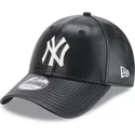 casquette-courbee-noire-ajustable-9forty-leather-new-york-yankees-mlb-new-era