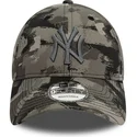 casquette-courbee-camouflage-ajustable-9forty-all-over-print-painted-new-york-yankees-mlb-new-era