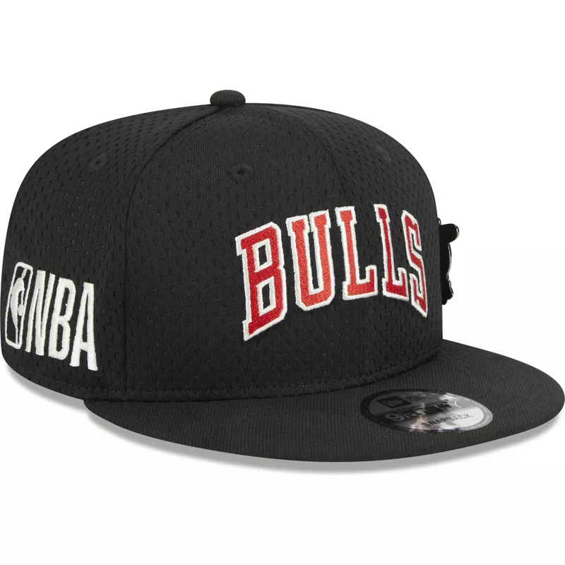casquette-plate-noire-snapback-9fifty-post-up-pin-chicago-bulls-nba-new-era