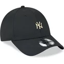 casquette-courbee-noire-ajustable-9forty-pin-new-york-yankees-mlb-new-era