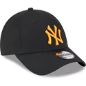 casquette-courbee-noire-ajustable-avec-logo-orange-9forty-league-essential-new-york-yankees-mlb-new-era