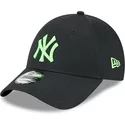 casquette-courbee-noire-ajustable-avec-logo-vert-9forty-neon-new-york-yankees-mlb-new-era