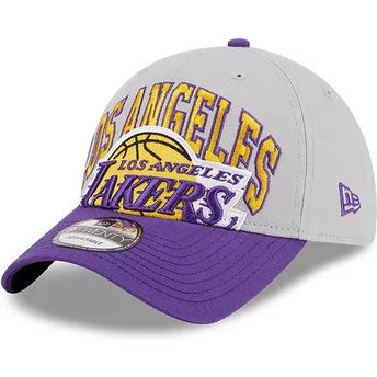 Casquette courbée grise et violette ajustable 9TWENTY Tip Off 2023 Los Angeles Lakers NBA New Era