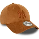 casquette-courbee-marron-ajustable-9forty-cord-new-york-yankees-mlb-new-era