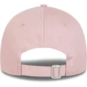casquette-courbee-rose-ajustable-avec-logo-blanche-9forty-league-essential-new-york-yankees-mlb-new-era