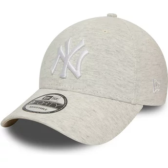 Casquette courbée beige ajustable 9FORTY Pull Essential New York Yankees MLB New Era