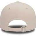 casquette-courbee-beige-ajustable-9forty-repreve-basketball-pizza-new-era