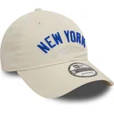 casquette-courbee-beige-ajustable-9twenty-wordmark-new-york-yankees-mlb-new-era