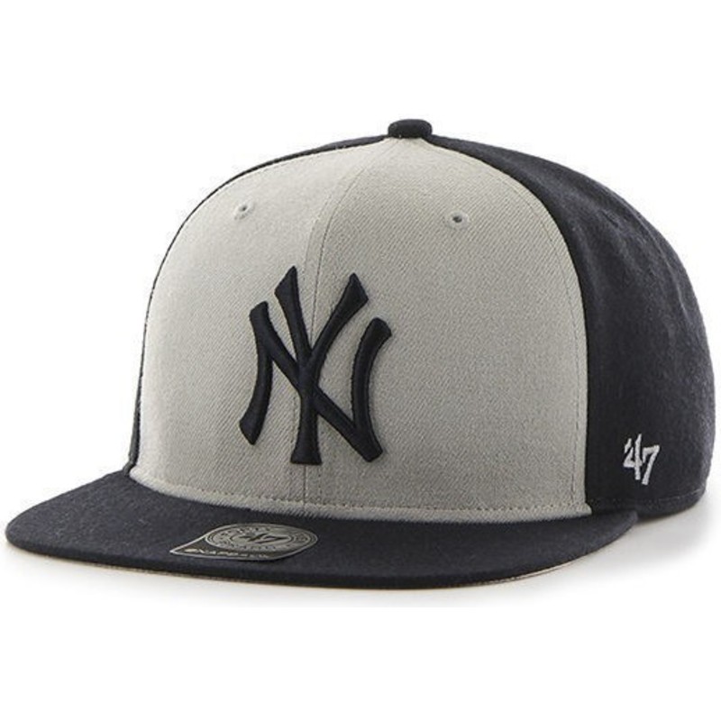 casquette-plate-noire-et-blanche-snapback-new-york-yankees-mlb-sure-shot-47-brand