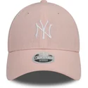 casquette-courbee-rose-ajustable-pour-femme-9forty-linen-new-york-yankees-mlb-new-era