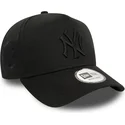 casquette-courbee-noire-snapback-avec-logo-noir-9forty-e-frame-monochrome-new-york-yankees-mlb-new-era