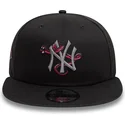 casquette-plate-noire-snapback-avec-logo-grise-9fifty-icon-new-york-yankees-mlb-snake-new-era