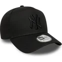 casquette-courbee-noire-snapback-avec-logo-noir-e-frame-league-essential-new-york-yankees-mlb-new-era