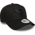 casquette-courbee-noire-snapback-e-frame-essential-chicago-bulls-nba-new-era