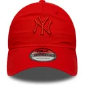 casquette-courbee-rouge-ajustable-avec-logo-rouge-9twenty-colour-pack-new-york-yankees-mlb-new-era