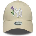 casquette-courbee-beige-ajustable-pour-femme-9forty-beaded-new-york-yankees-mlb-new-era