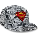 casquette-plate-noire-snapback-pour-enfant-9fifty-all-over-print-superman-dc-comics-new-era