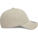 casquette-courbee-beige-ajustable-avec-logo-blanc-9forty-league-essential-new-york-yankees-mlb-new-era
