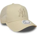 casquette-trucker-beige-pour-femme-a-frame-league-essential-new-york-yankees-mlb-new-era