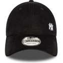 casquette-courbee-noire-ajustable-9forty-flawless-cord-new-york-yankees-mlb-new-era