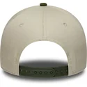 casquette-courbee-beige-et-camouflage-snapback-9forty-e-frame-camo-patch-new-era