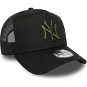 casquette-trucker-noire-avec-logo-vert-a-frame-league-essential-new-york-yankees-mlb-new-era