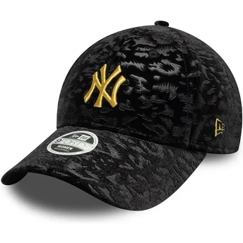 Casquette courbée noire ajustable pour femme avec logo jaune 9FORTY Lion Velour Metallic New York Yankees MLB New Era