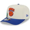 casquette-courbee-beige-et-bleue-snapback-9fifty-a-frame-precurved-hardwood-classics-new-york-knicks-nba-new-era