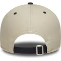 casquette-courbee-beige-et-bleue-marine-ajustable-fc-barcelona-laliga-9forty-contrast-new-era
